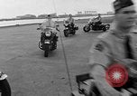 Image Oakland moto Drill Team Oakland California USA, 1955, de la seconde 24 séquences d'archives historiques vidéo 65675052569
