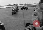 Image Oakland moto Drill Team Oakland California USA, 1955, de la seconde 26 séquences d'archives historiques vidéo 65675052569