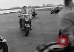 Image Oakland moto Drill Team Oakland California USA, 1955, de la seconde 27 séquences d'archives historiques vidéo 65675052569