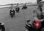 Image Oakland moto Drill Team Oakland California USA, 1955, de la seconde 28 séquences d'archives historiques vidéo 65675052569