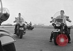 Image Oakland moto Drill Team Oakland California USA, 1955, de la seconde 34 séquences d'archives historiques vidéo 65675052569