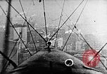 Immagine di Stati Uniti Navy Classe C dirigibili sulla Statua della Libertà New York United States USA, 1918, secondo 4 filmato di repertorio 65675052579