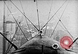 Immagine di Stati Uniti Navy Classe C dirigibili sulla Statua della Libertà New York United States USA, 1918, secondo 6 filmato di repertorio 65675052579