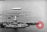 Immagine di Stati Uniti Navy Classe C dirigibili sulla Statua della Libertà New York United States USA, 1918, secondo 31 filmato di repertorio 65675052579