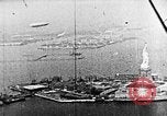 Immagine di Stati Uniti Navy Classe C dirigibili sulla Statua della Libertà New York United States USA, 1918, secondo 42 filmato di repertorio 65675052579