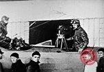 Immagine di Parachutist salti dal dirigibile New York United States USA, 1918, secondo 56 filmato di repertorio 65675052580