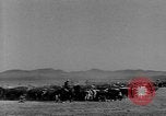 Immagine di I cowboys sul ranch United States USA, 1940, secondo 28 filmato di repertorio 65675052587