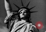 Immagine di Statua della Libertà New York United States USA, 1968, secondo 47 filmato di repertorio 65675052588