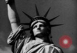 Immagine di Statua della Libertà New York United States USA, 1968, secondo 49 filmato di repertorio 65675052588
