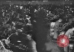 Standbild Frauen Arbeitnehmer Vereinigtes Königreich, 1942, aus Sekunde 39 historischem Filmmaterial Videoclip 65675052592