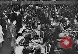 Standbild Frauen Arbeitnehmer Vereinigtes Königreich, 1942, aus Sekunde 42 historischem Filmmaterial Videoclip 65675052592