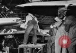 Standbild Frauen Arbeitnehmer Vereinigtes Königreich, 1942, aus Sekunde 52 historischem Filmmaterial Videoclip 65675052592