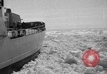 Immagine di USS Burton Island McClure stretto in Canada, 1954, secondo 28 filmato di repertorio 65675052609