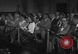 Immagine di Wisconsin il senatore Joseph McCarthy Washington DC USA, 1954, secondo 14 filmato di repertorio 65675052610