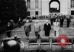 Standbild Präsident Eisenhower Genf Schweiz, 1955, aus Sekunde 11 historischem Filmmaterial Videoclip 65675052614