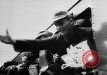 Standbild Kriegsgefangenen Österreich, 1955, aus Sekunde 11 historischem Filmmaterial Videoclip 65675052622