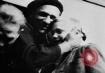 Standbild Kriegsgefangenen Österreich, 1955, aus Sekunde 28 historischem Filmmaterial Videoclip 65675052622