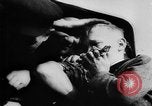Standbild Kriegsgefangenen Österreich, 1955, aus Sekunde 34 historischem Filmmaterial Videoclip 65675052622