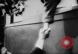 Standbild Kriegsgefangenen Österreich, 1955, aus Sekunde 46 historischem Filmmaterial Videoclip 65675052622