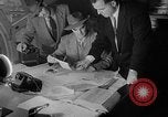 Standbild Immobilienmakler Leonard Moskowitz San Francisco California USA, 1954, aus Sekunde 28 historischem Filmmaterial Videoclip 65675052623