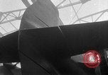 Standbild USS Nautilus SSN-571 Groton Connecticut USA, 1954, aus Sekunde 10 historischem Filmmaterial Videoclip 65675052624