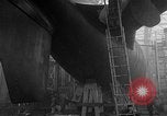 Standbild USS Nautilus SSN-571 Groton Connecticut USA, 1954, aus Sekunde 16 historischem Filmmaterial Videoclip 65675052624
