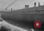 Standbild USS Nautilus SSN-571 Groton Connecticut USA, 1954, aus Sekunde 59 historischem Filmmaterial Videoclip 65675052624