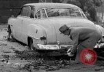 Standbild Männer außerhalb der Häuser Sierra Madre California USA, 1954, aus Sekunde 18 historischem Filmmaterial Videoclip 65675052625