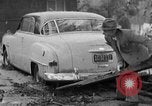 Standbild Männer außerhalb der Häuser Sierra Madre California USA, 1954, aus Sekunde 21 historischem Filmmaterial Videoclip 65675052625