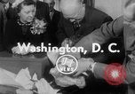 Standbild Präsident Eisenhower Washington DC White House USA, 1954, aus Sekunde 3 historischem Filmmaterial Videoclip 65675052626