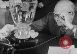 Standbild Präsident Eisenhower Washington DC White House USA, 1954, aus Sekunde 29 historischem Filmmaterial Videoclip 65675052626