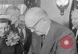 Standbild Präsident Eisenhower Washington DC White House USA, 1954, aus Sekunde 34 historischem Filmmaterial Videoclip 65675052626