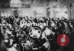 Standbild Friseure Lissabon Portugal, 1954, aus Sekunde 1 historischem Filmmaterial Videoclip 65675052627