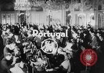 Standbild Friseure Lissabon Portugal, 1954, aus Sekunde 4 historischem Filmmaterial Videoclip 65675052627
