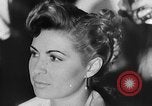 Standbild Friseure Lissabon Portugal, 1954, aus Sekunde 16 historischem Filmmaterial Videoclip 65675052627
