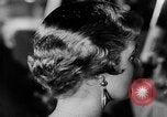 Standbild Friseure Lissabon Portugal, 1954, aus Sekunde 23 historischem Filmmaterial Videoclip 65675052627