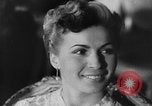 Standbild Friseure Lissabon Portugal, 1954, aus Sekunde 27 historischem Filmmaterial Videoclip 65675052627