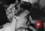 Standbild Friseure Lissabon Portugal, 1954, aus Sekunde 30 historischem Filmmaterial Videoclip 65675052627