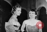 Standbild Friseure Lissabon Portugal, 1954, aus Sekunde 40 historischem Filmmaterial Videoclip 65675052627