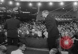 Standbild Film star Jimmy Stewart Miami Florida USA, 1954, aus Sekunde 56 historischem Filmmaterial Videoclip 65675052628