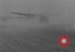 Standbild Dritte atomare Explosion von Großbritannien Australien, 1954, aus Sekunde 16 historischem Filmmaterial Videoclip 65675052629