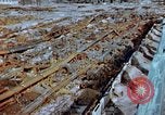 Image s'est effondré membres de toit Japon, 1946, de la seconde 9 séquences d'archives historiques vidéo 65675052632