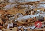 Image s'est effondré membres de toit Japon, 1946, de la seconde 28 séquences d'archives historiques vidéo 65675052632