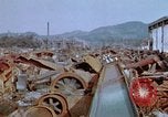 Image s'est effondré membres de toit Japon, 1946, de la seconde 59 séquences d'archives historiques vidéo 65675052632