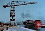 Image destroyer japonais Natsuzuki Honshu Japon Kure Base navale, 1946, de la seconde 17 séquences d'archives historiques vidéo 65675052635