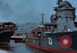 Image destroyer japonais Natsuzuki Honshu Japon Kure Base navale, 1946, de la seconde 27 séquences d'archives historiques vidéo 65675052635