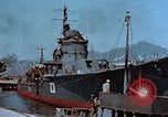 Image destroyer japonais Natsuzuki Honshu Japon Kure Base navale, 1946, de la seconde 39 séquences d'archives historiques vidéo 65675052635