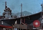 Image destroyer japonais Natsuzuki Honshu Japon Kure Base navale, 1946, de la seconde 45 séquences d'archives historiques vidéo 65675052635