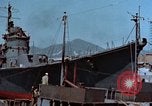 Image destroyer japonais Natsuzuki Honshu Japon Kure Base navale, 1946, de la seconde 46 séquences d'archives historiques vidéo 65675052635