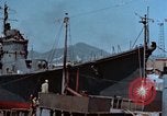 Image destroyer japonais Natsuzuki Honshu Japon Kure Base navale, 1946, de la seconde 47 séquences d'archives historiques vidéo 65675052635